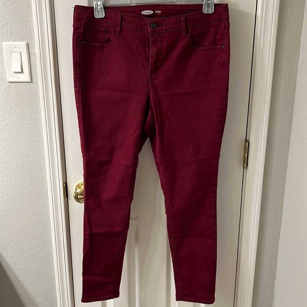 Old Navy Rockstar super skinny jeans